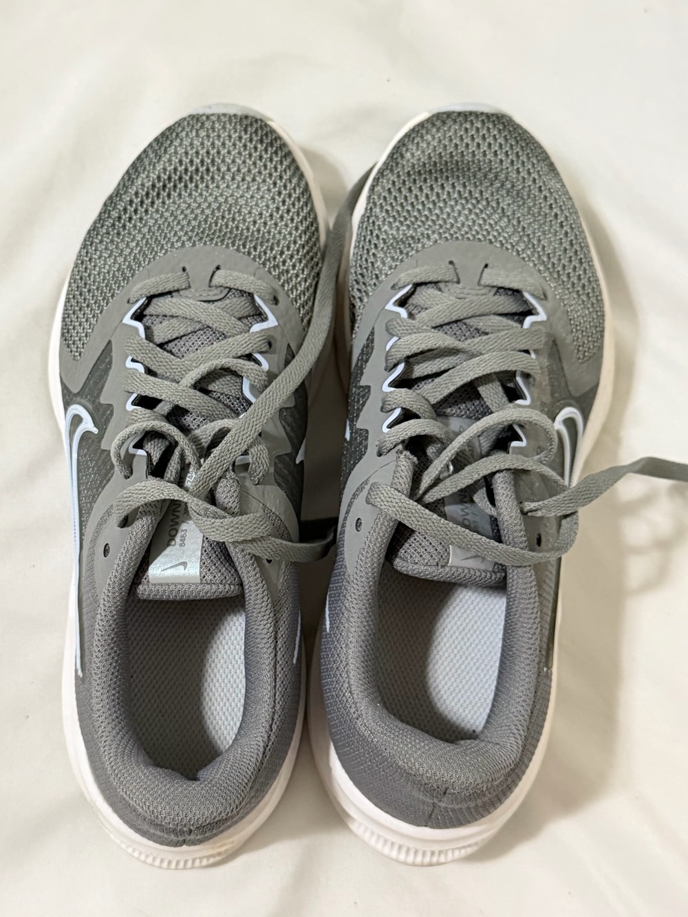 Nike Women’s Gray Mesh Running Shoes with White Accent